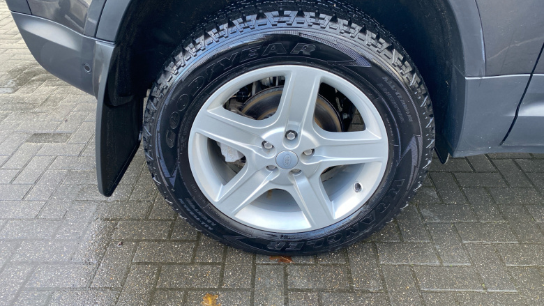 Land Rover Defender 90 Diesel 3.0 D250 Hard Top Auto [3 Seat]